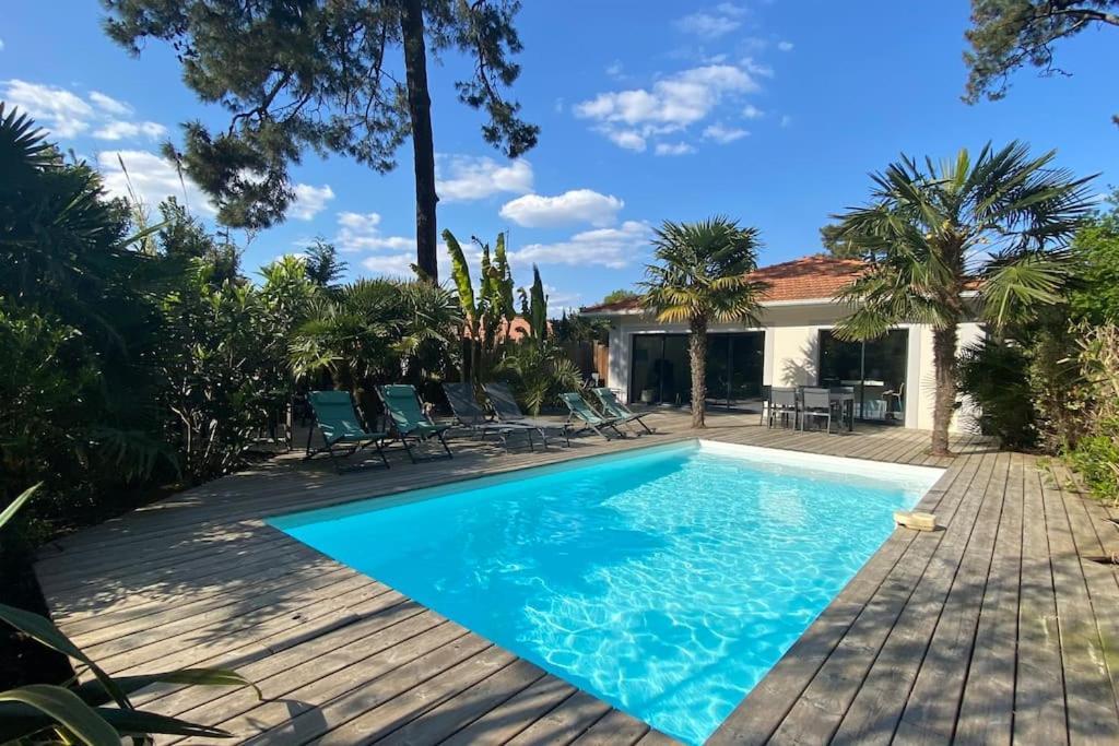 Villa Arcachon 12 Pers Avec Piscine Chauffee 1 Mai Au 30 Sept Exterior photo